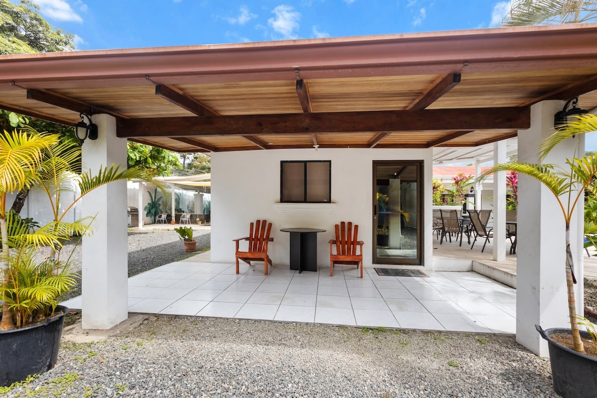 The Room on Its Own (Building C) — La Palma: 12 En-Suite Units & Pool for Sale in Jacó