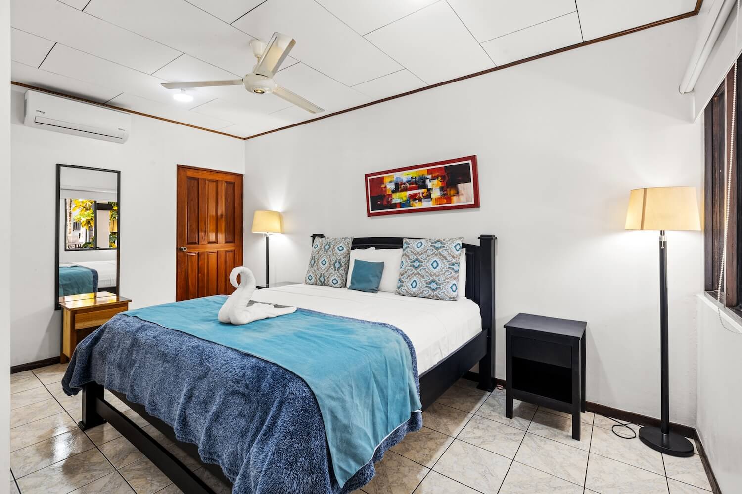 King room interior