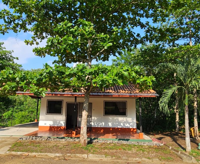 Casa 2 front