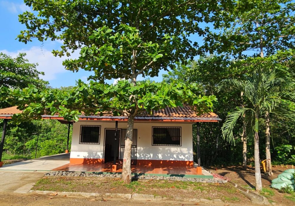 Casa 2 front