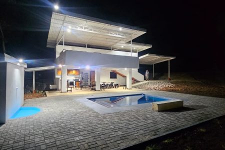 Casa 1 Lagunillas night