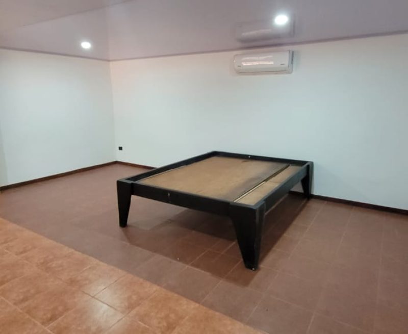 WhatsApp Image 2025-06-04 at 16.34.44 (1)