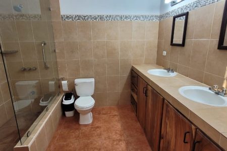 WhatsApp Image 2025-06-04 at 16.34.44