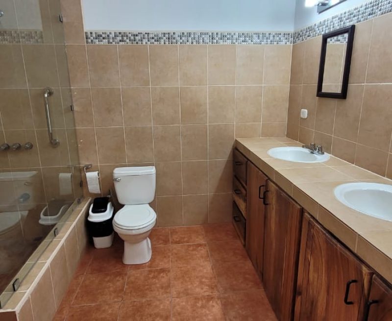 WhatsApp Image 2025-06-04 at 16.34.44