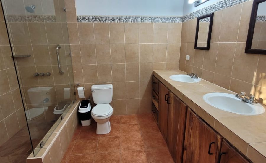 WhatsApp Image 2025-06-04 at 16.34.44